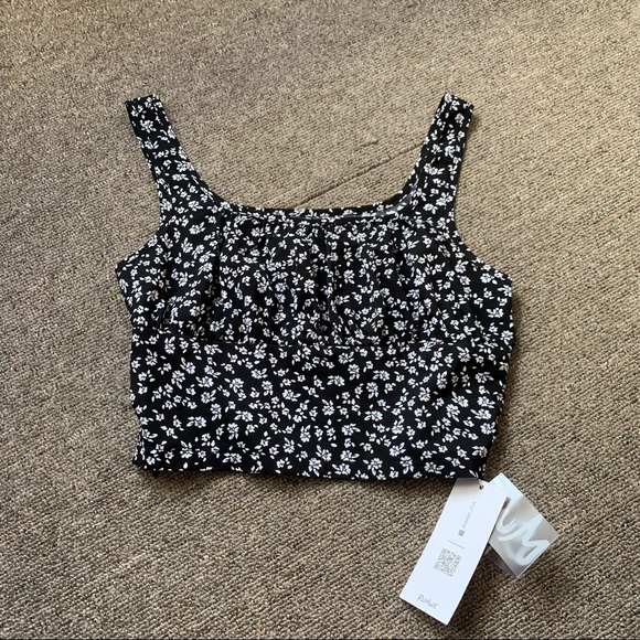 ROMWE Tops - ROMWE Floral Tank Top